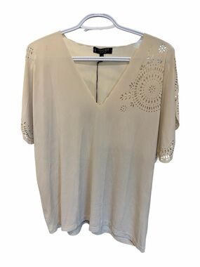 Tricot Chic V-Neck Top with Laser-Cut Detail - Size 8 - Brand New +80% off